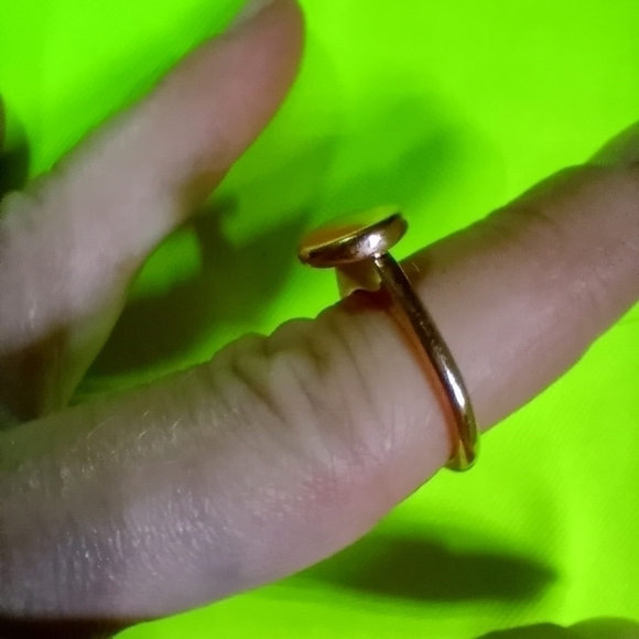 Copper tone plain ring size 7 - Picture 4 of 4